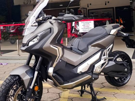 HONDA X-ADV 